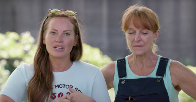 Mina Starsiak Hawk and Karen Laine