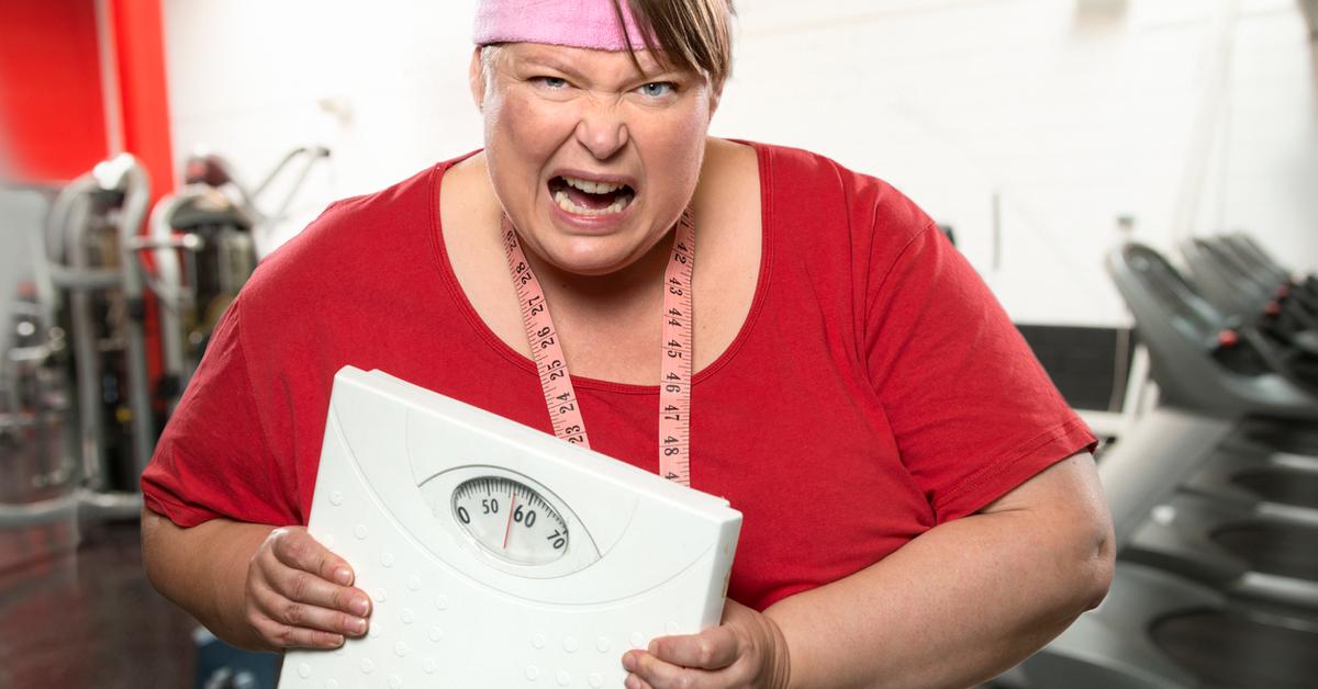 Похудение снижение веса. Продукты которые мешают похудеть. Девушка мечтает похудеть. Женщина худеет. Не могу похудеть причины.