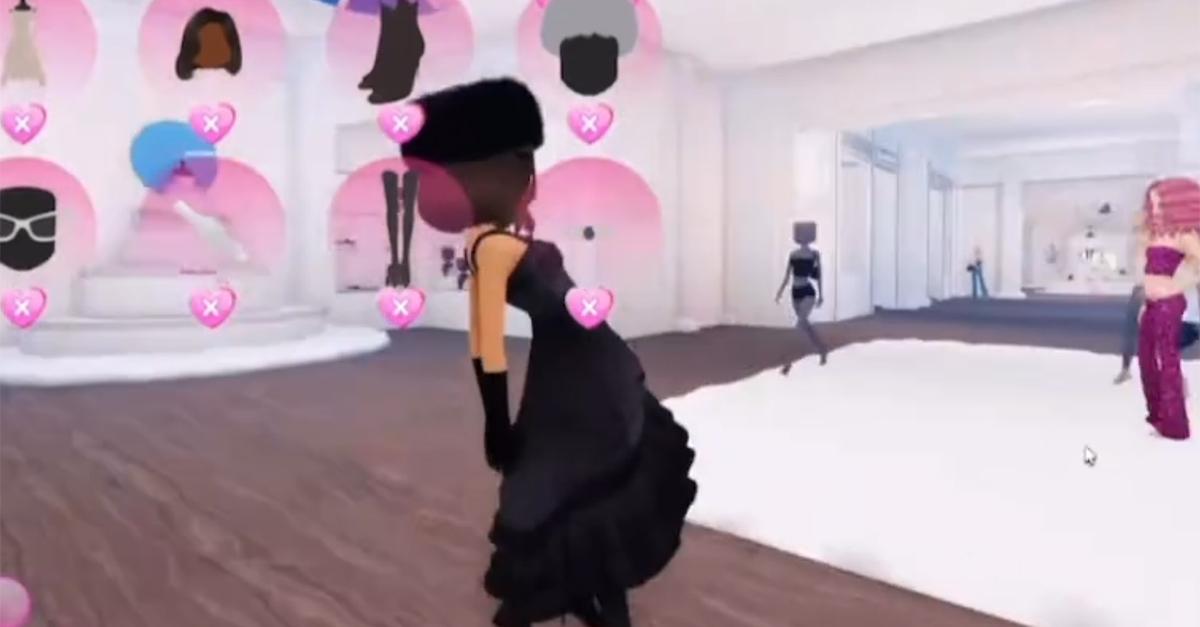 Pose 28 in 'Dress to Impress' on 'Roblox'