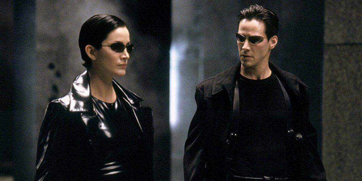 Carrie-Anne Moss and Keanu Reeves in The Matrix