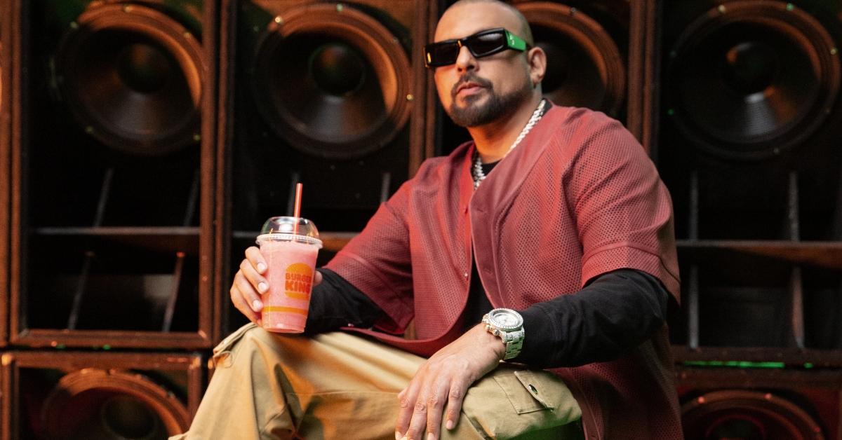 Sean Paul holds a Burger King Frozen Pink Lemonade