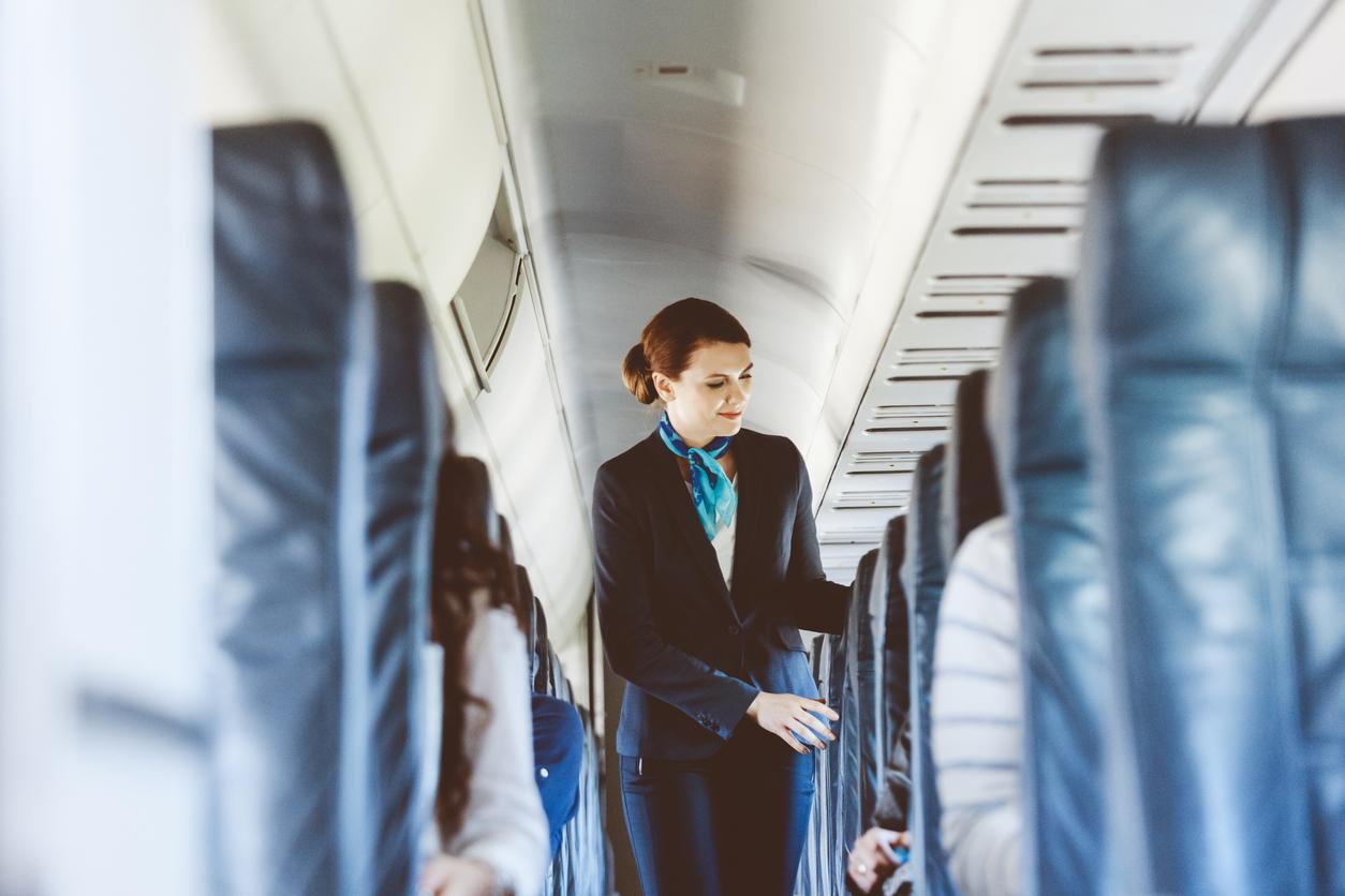 women stop creepy man on airplane