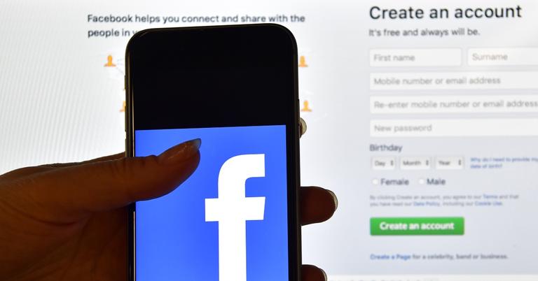 why can t i see posts on my facebook page