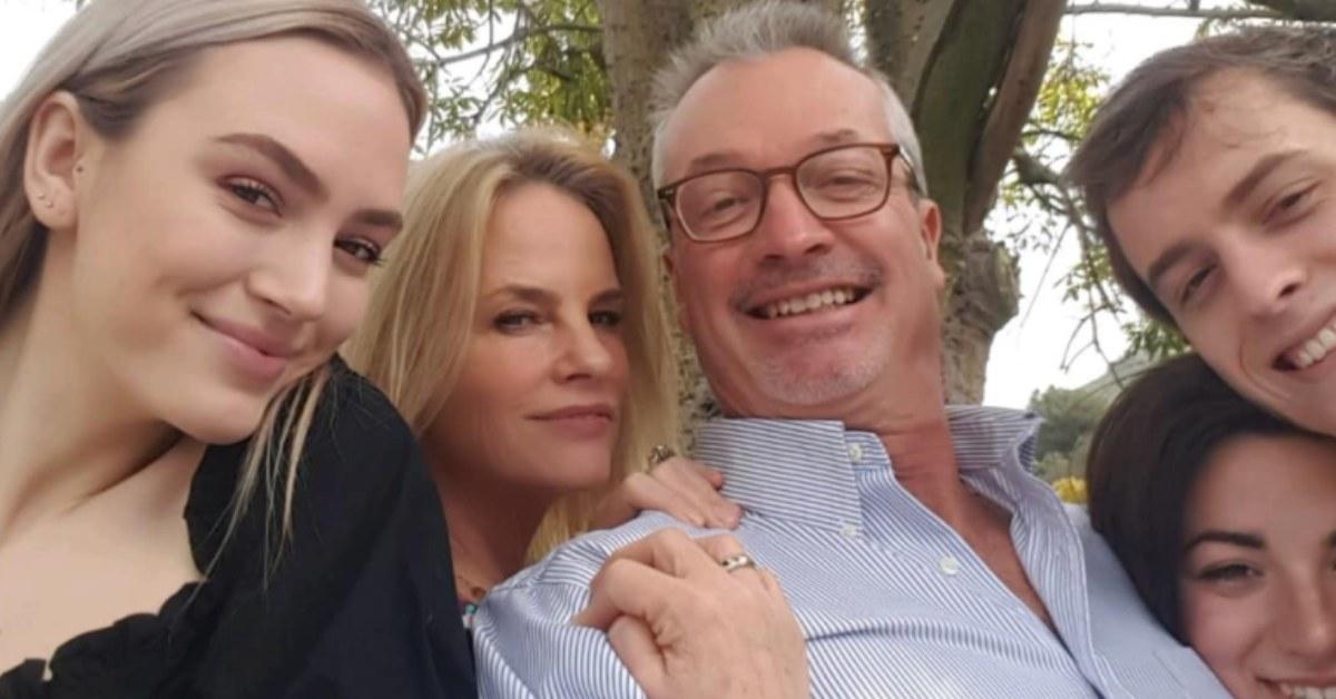 Jennifer Runyon with her husband and two kids.