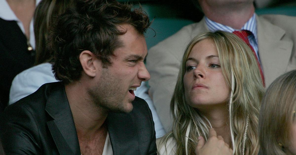 Jude Law i Sienna Miller na Wimbledonu 2004