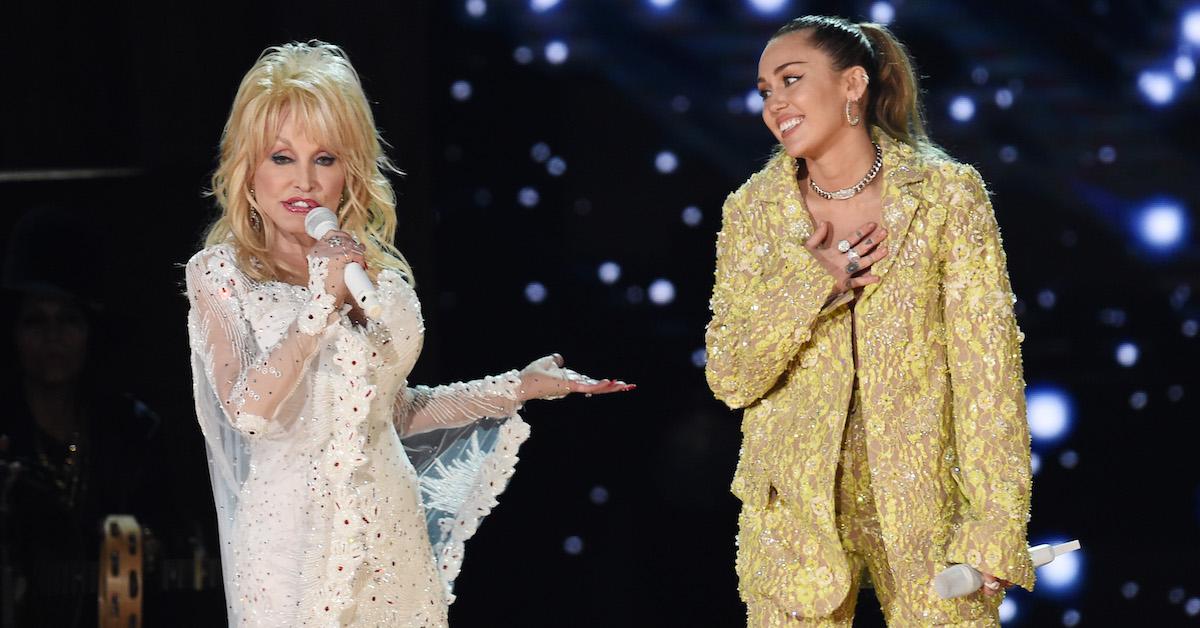 Dolly and Miley on stage