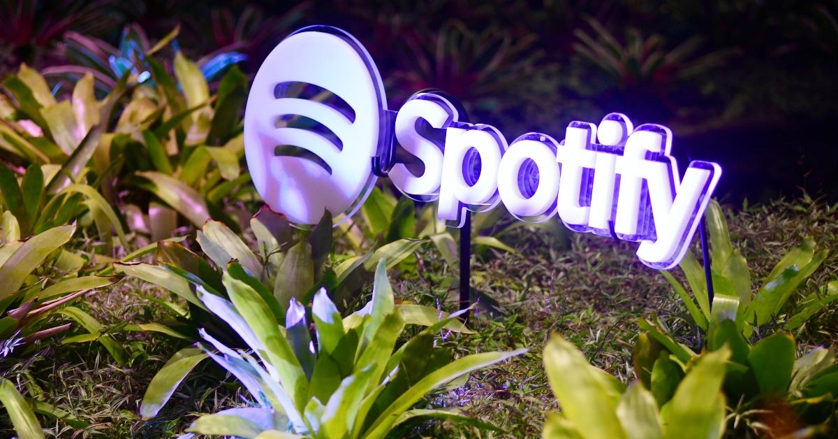 Spotify logo light in the grass