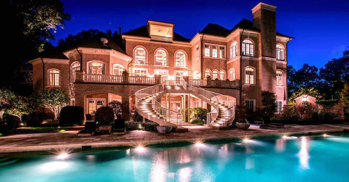 Celebrity Mansions