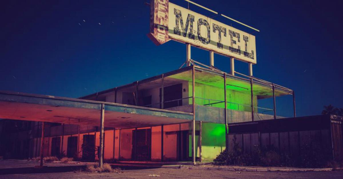 18 Abandoned Hotels You Definitely Wont Want To Stay The Night At 1569