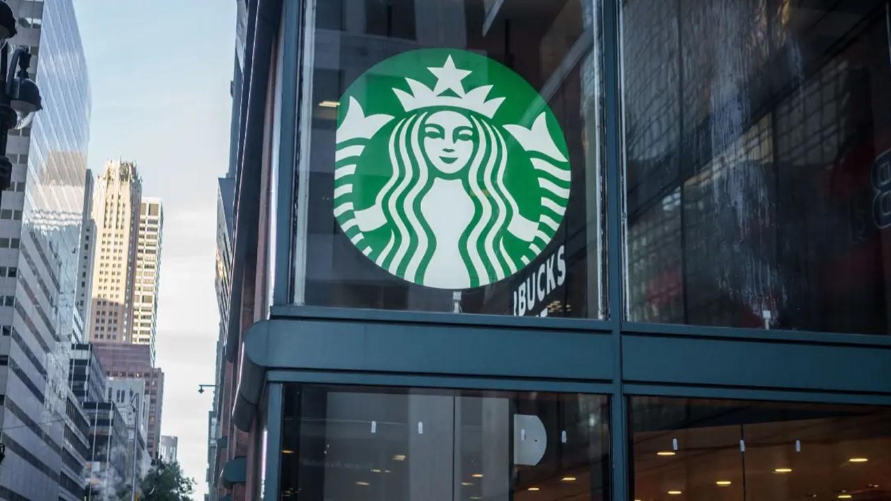 Red Cup Day at Starbucks is tomorrow – here's how to get yours