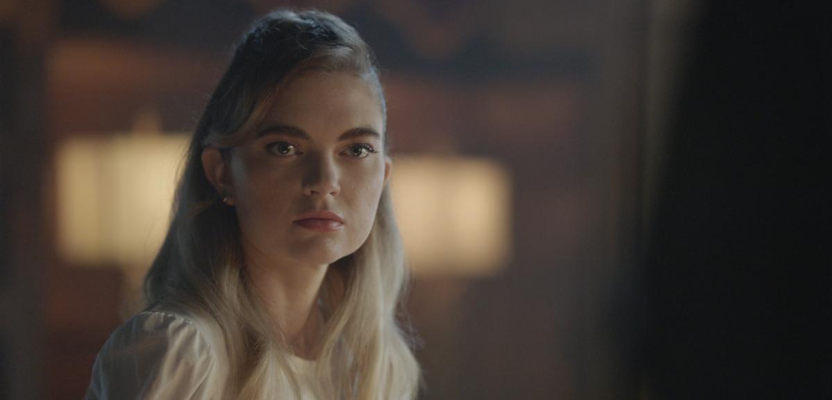 Jenny Boyd as Lizzie Saltzman in 'Legacies'