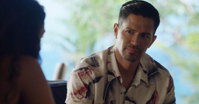 Jay Hernandez on Magnum PI