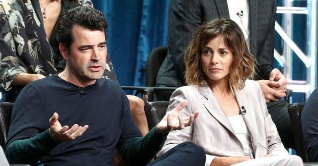 (l-r): Ron Livingston and Stephanie Szostak from 'A Million Little Things'
