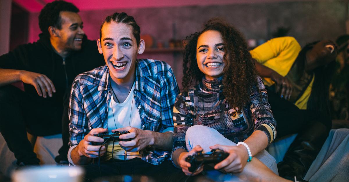 Zoom Games for Large Groups Play These Games With Friends