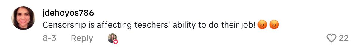 Comment on teacher's post where she says she's afraid to have a classroom library with all the changes in schools.