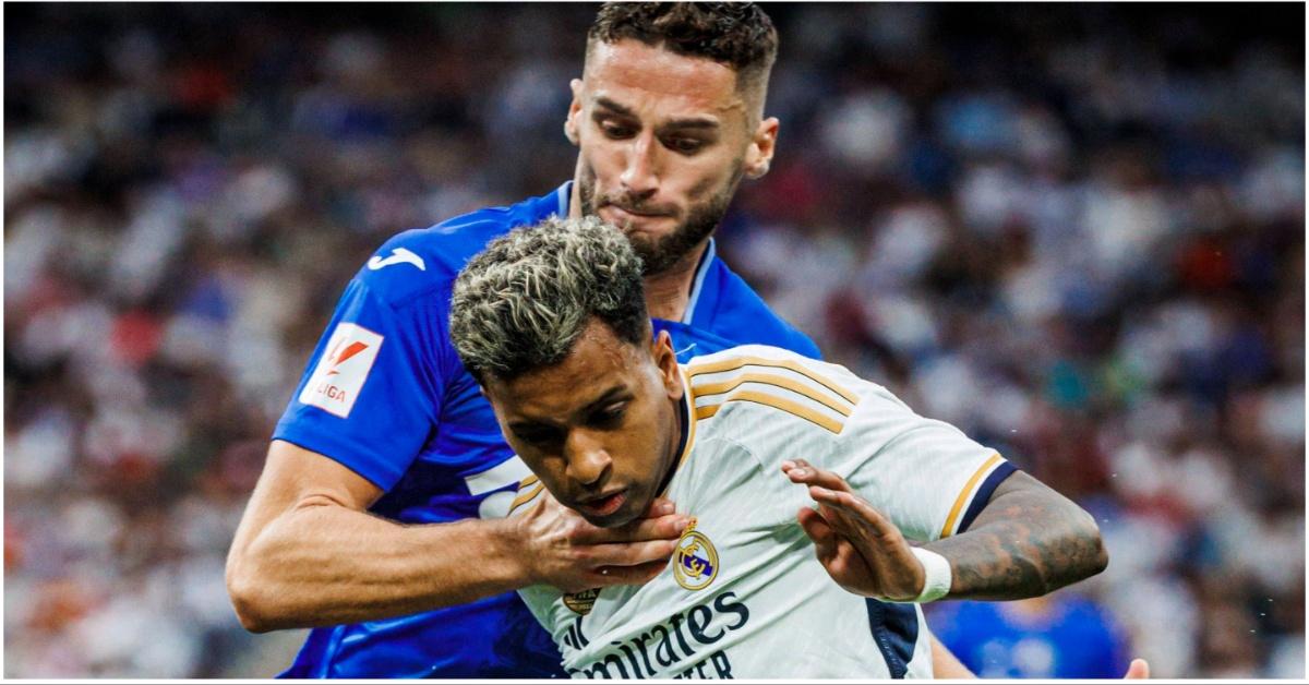 Still of Rodrygo playing in a previous season