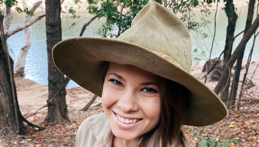 does bindi irwin have a degree