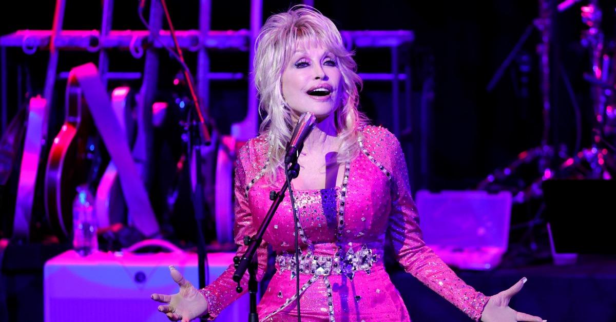 Singer Dolly Parton’s Fortune How Much Is Dolly Parton’s Net Worth