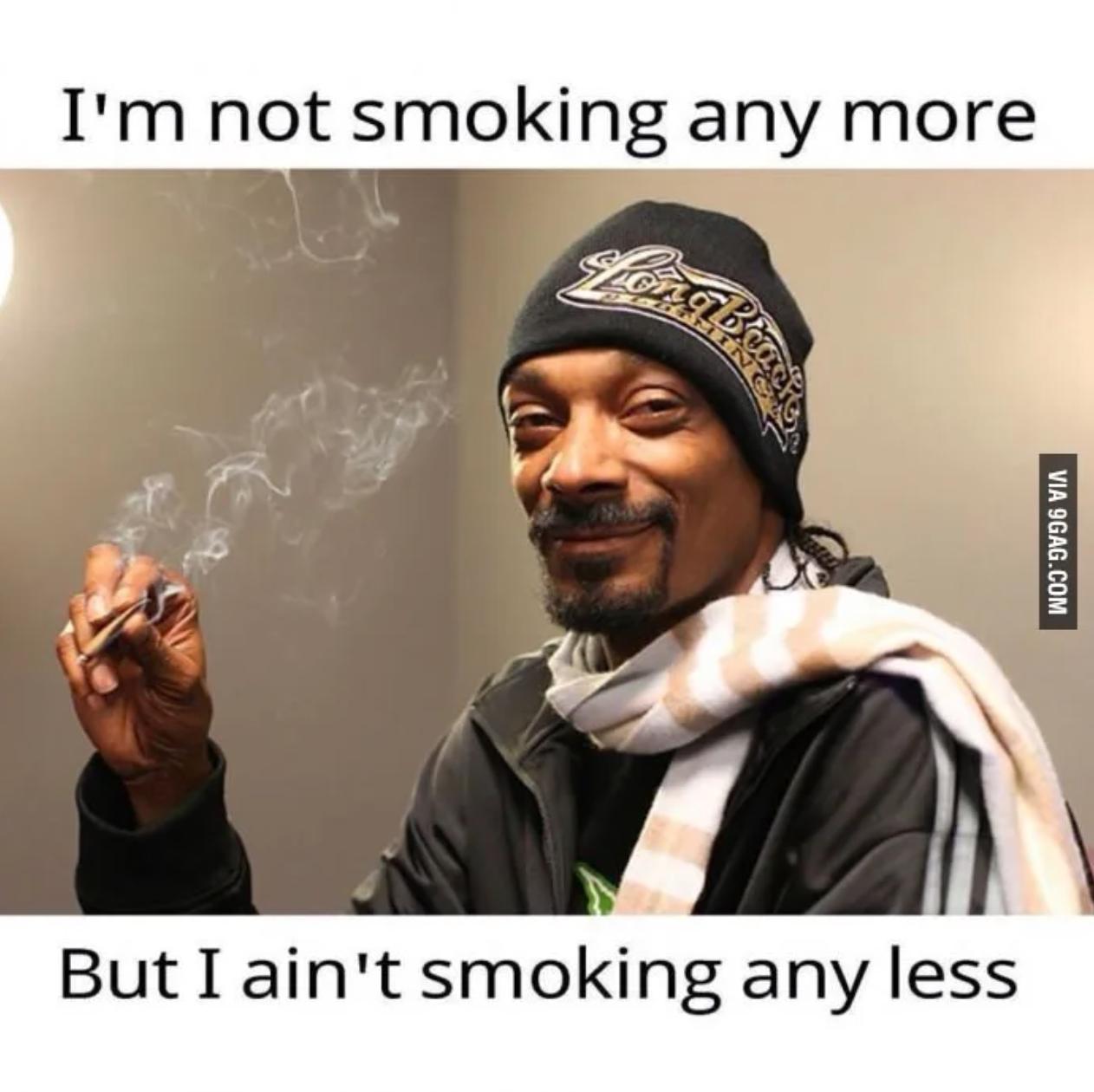 420 meme featuring Snoop Dogg