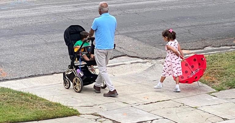 Mindy Kaling's Kids — Meet Katherine, Spencer, and Anne