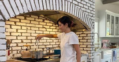 Selena Gomez cooking
