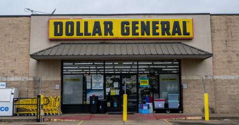dollar general storefront