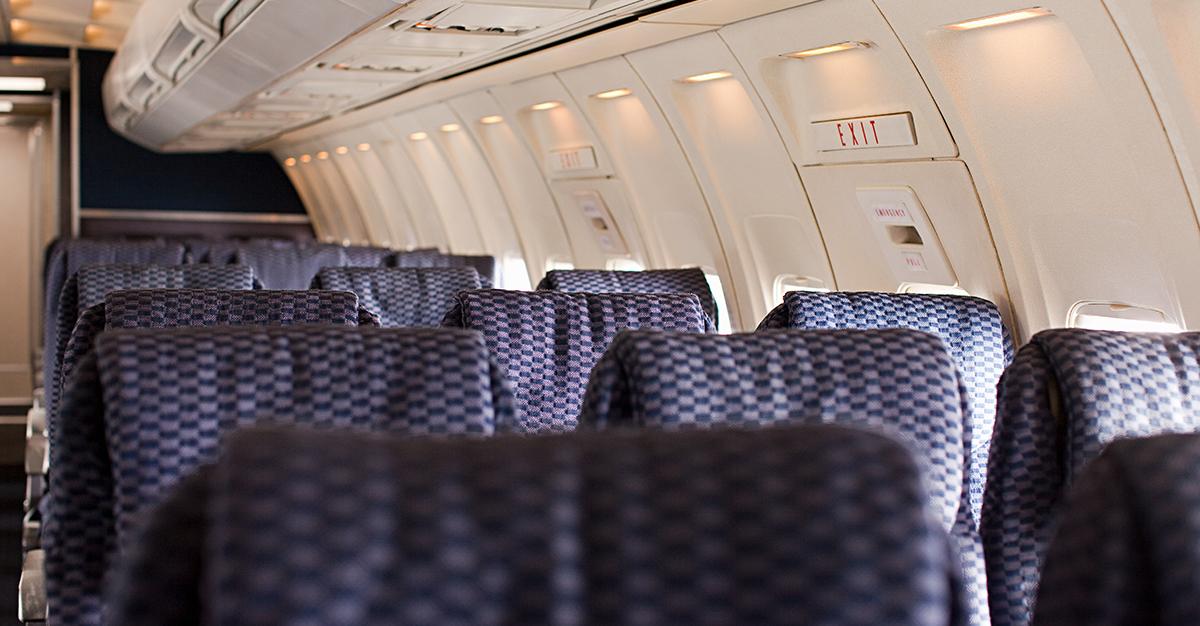 Air Canada Passengers Kicked Off Plane for Refusing Puke-Covered Seats