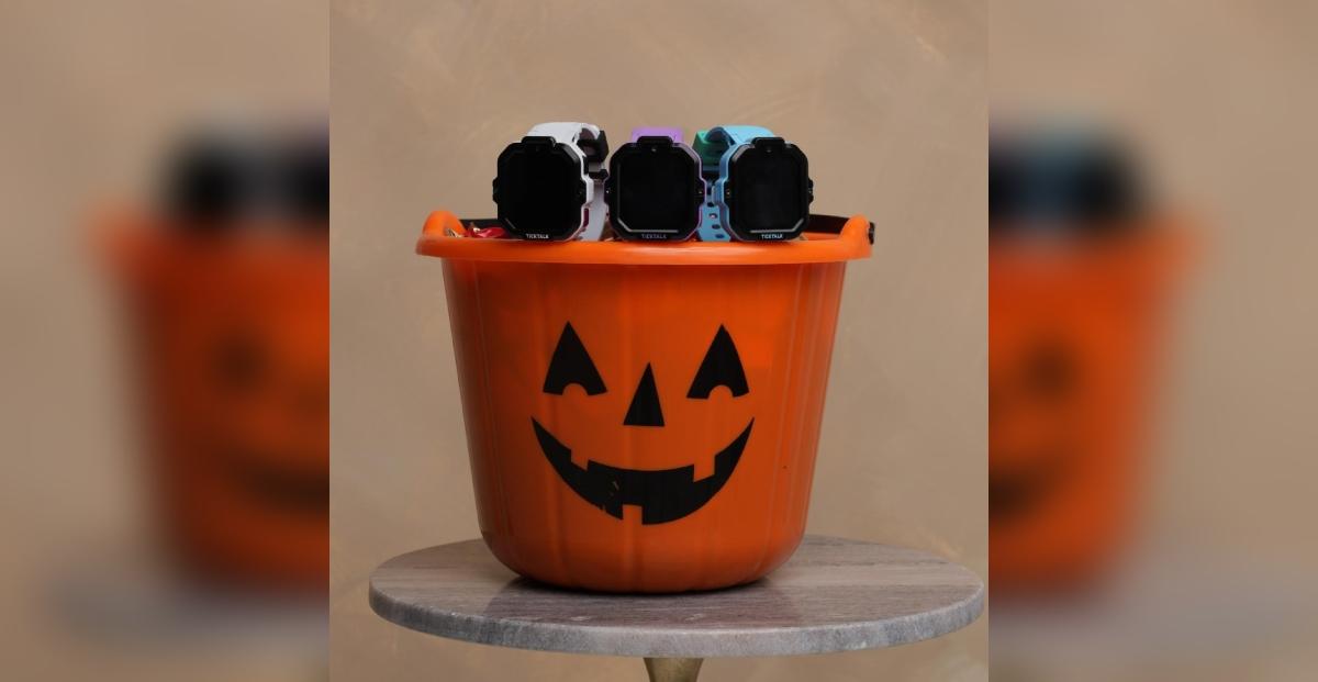 A Smarter Treat for Parents This Halloween: How a Smart Watch for Kids Keeps Safety Front and Center