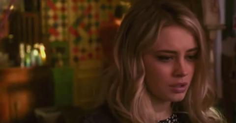 Tessa (Josephine Langford)