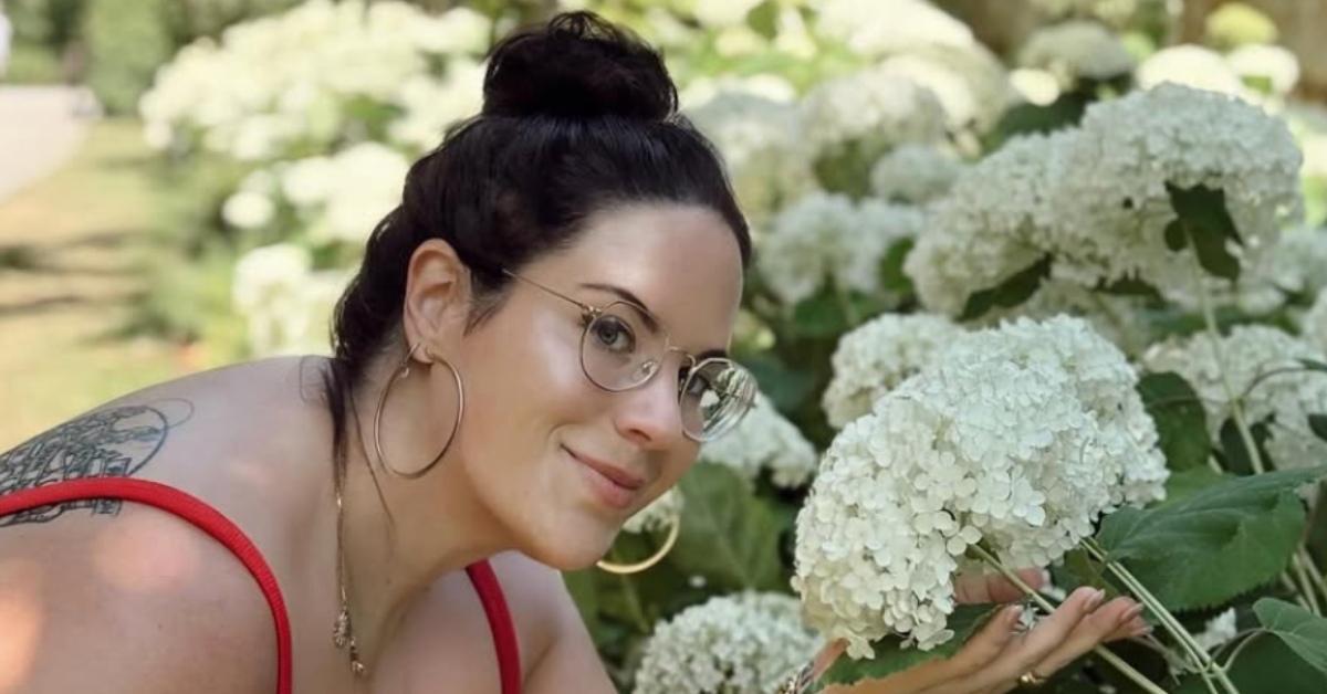 Whitney Thore visiting the gardens of Althorp House.