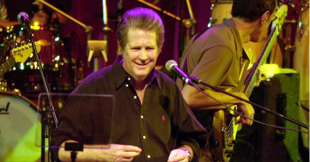 Brian Wilson performs during the 4th annual Carl Wilson Foundation Benefit Concert on October 14, 2001, in Los Angeles, California.