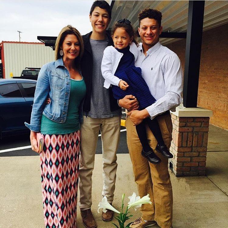 Who Are Patrick Mahomes’ Parents and Does He Have Siblings? Meet His ...