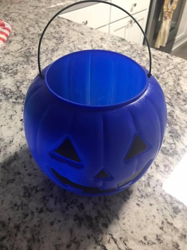 blue halloween bucket