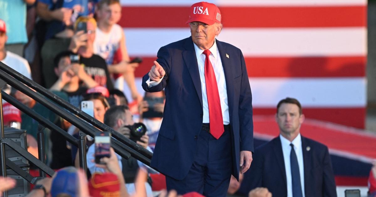 Trump’s UFC Commemorative Medallions Are Pretty Pricey