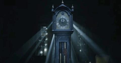 The grandfather clock in 'Stranger Things'