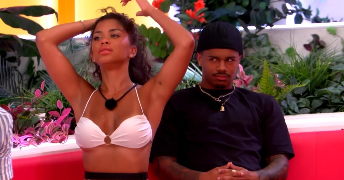 (l-r): Amaya Espinal and Ace Greene on 'Love Island'