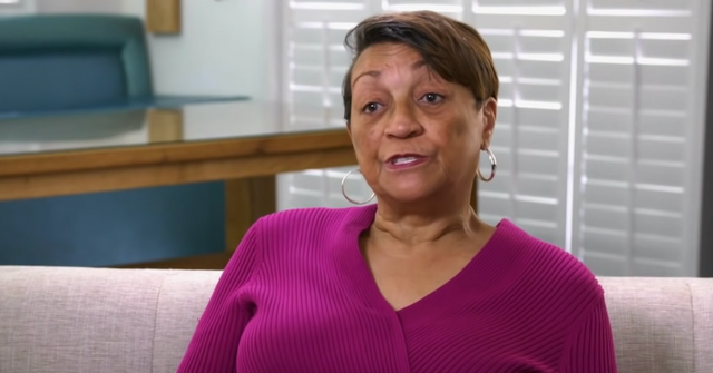 how old is gigi on doubling down with the derricos