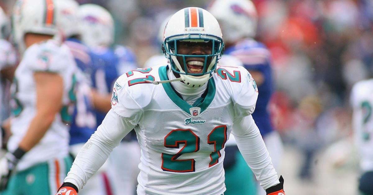 Vontae Davis playing with the Miami Dolphins