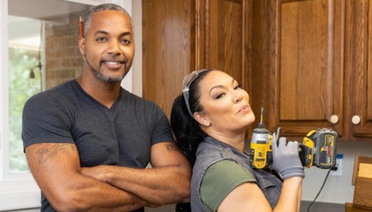 Mike and Egypt in a promo photo for their series 'Married to Real Estate'