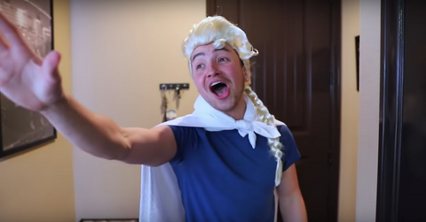 screen shot    at  pm