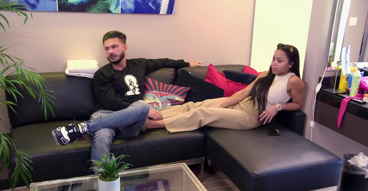 Pauly D and Nikki Hall in 'Jersey Shore: Family Vacation'