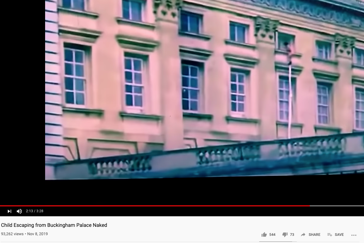 Viral Photo of “Little Boy” Escaping From Buckingham Palace Is Fake