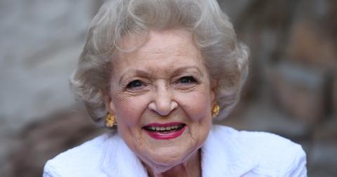 betty-white-1578609094576.jpg