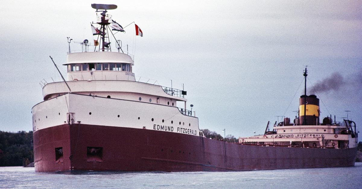 What Caused the Edmund Fitzgerald to Sink?