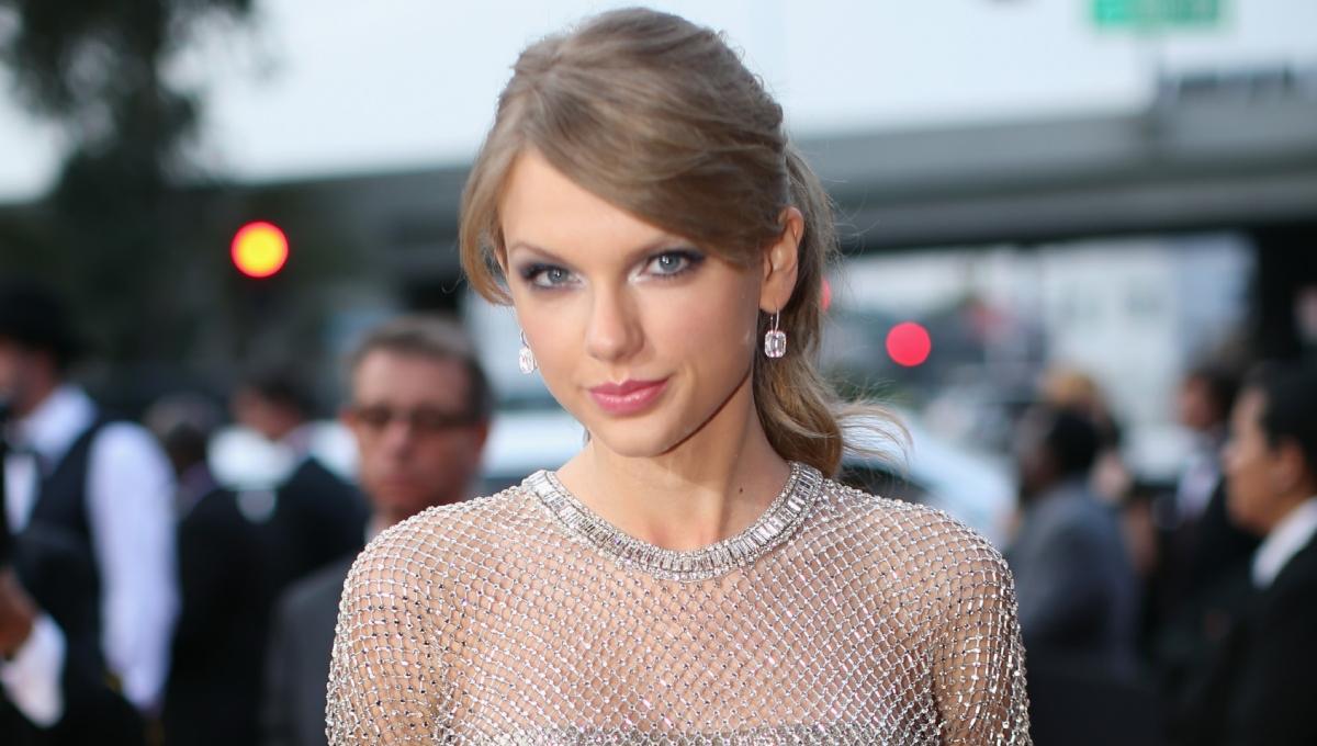 Taylor Swift Parents Net Worth 2024: How Rich Is Andrea And Scott Swift?