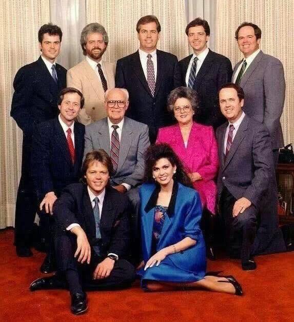 The Osmond family, including the parents.