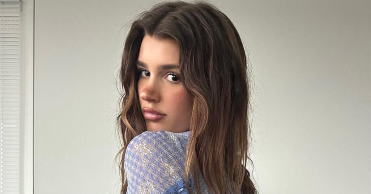 Ari Kytsya on Instagram.