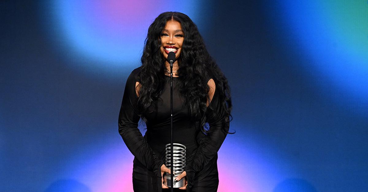 SZA speaking at the 27th Webby Awards. 