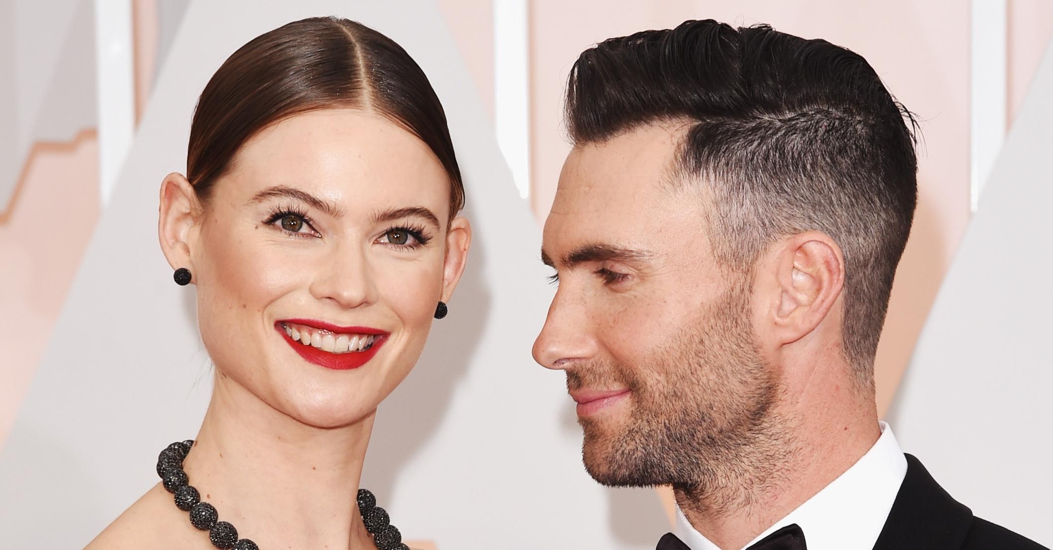 Behati Prinsloo, Adam Levine