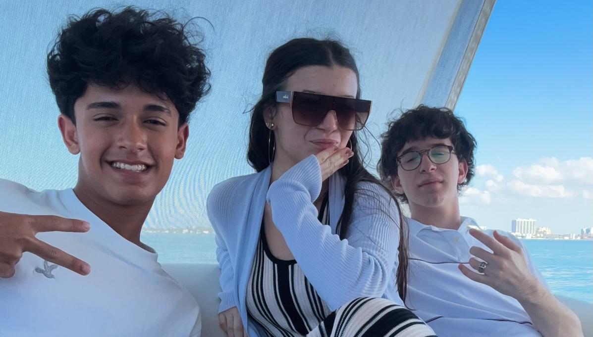 clive davis grandchildren
